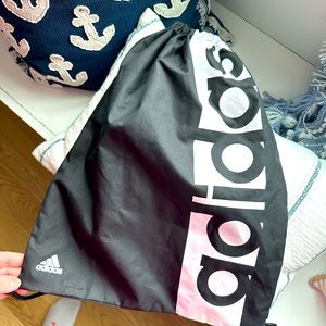 Adidas drawstring bag